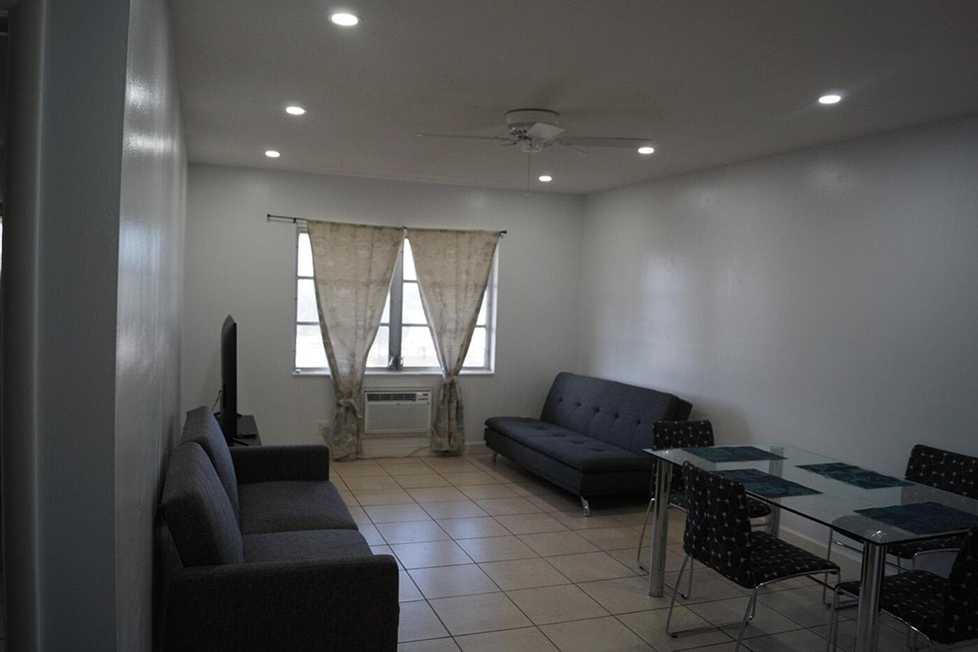 1250 E SAMPLE Road # 303, Pompano Beach FL 33064 photo 3