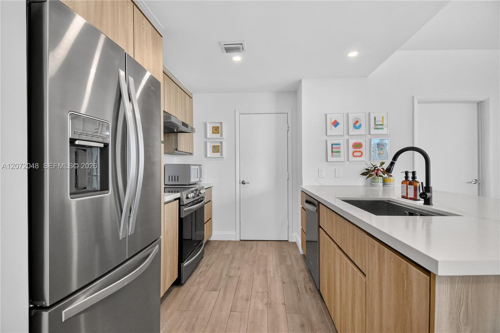 1900 N Bayshore Dr # 2019, Miami FL 33132