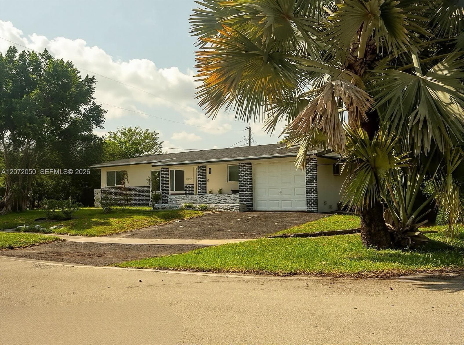 5090 SW 9th Ct, Plantation FL 33317 photo 2