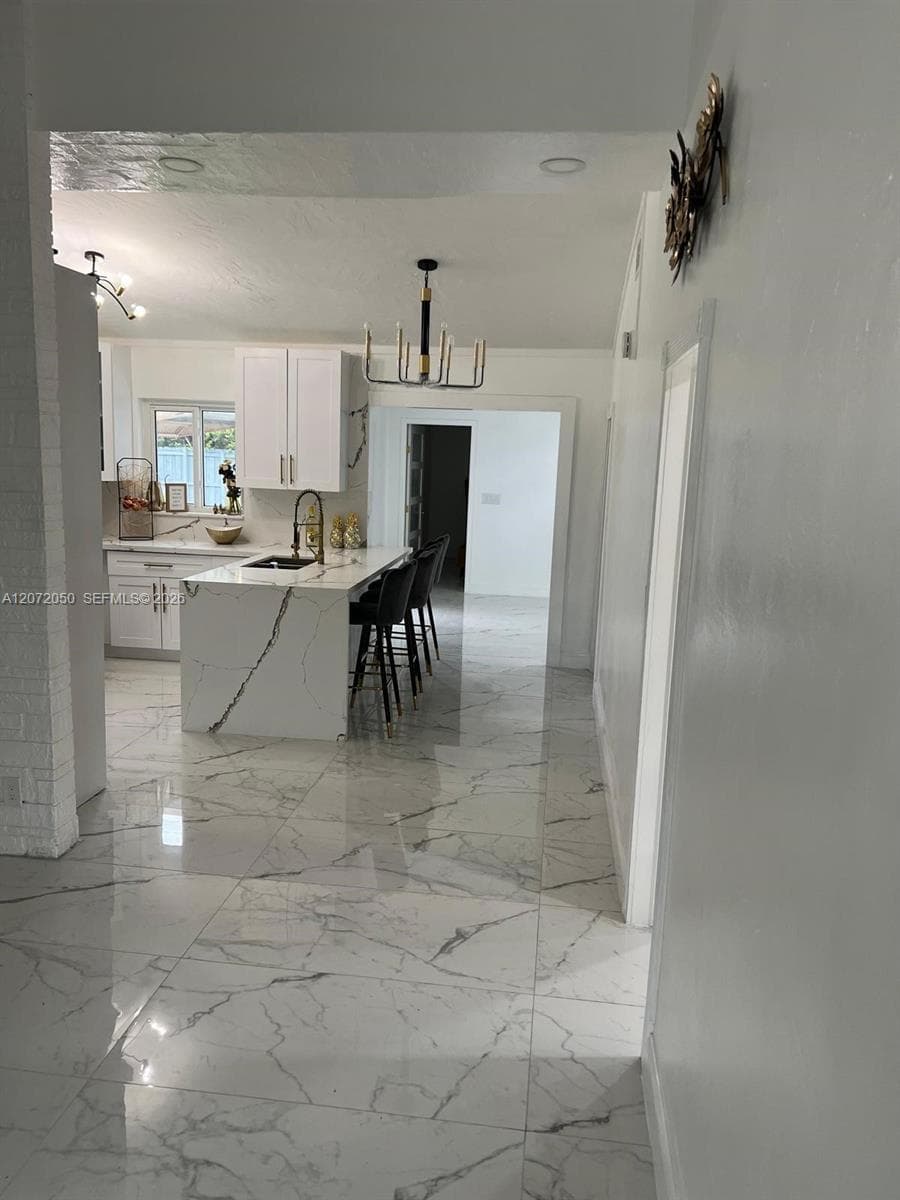 5090 SW 9th Ct, Plantation FL 33317 photo 3