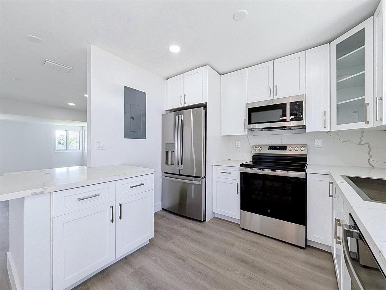 1441 SW 1ST Terrace, Deerfield Beach FL 33441 photo 4
