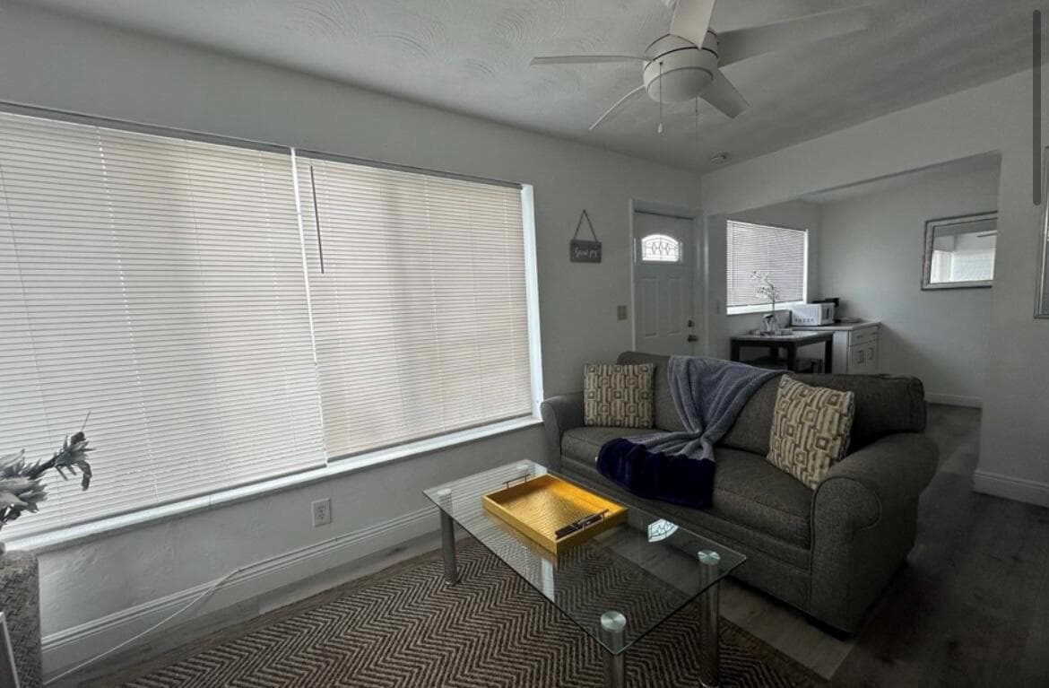 116 SE 9TH Court # 2, Hallandale Beach FL 33009 photo 4