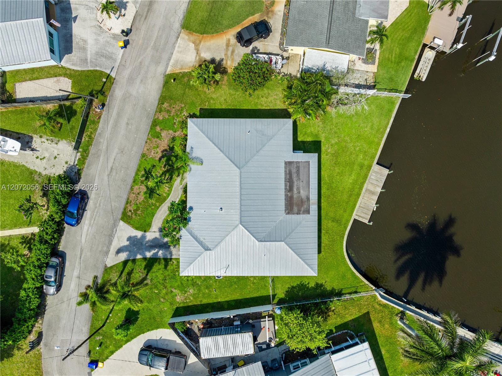 216 SW Cabana Point Cir, Stuart FL 34994 photo 3