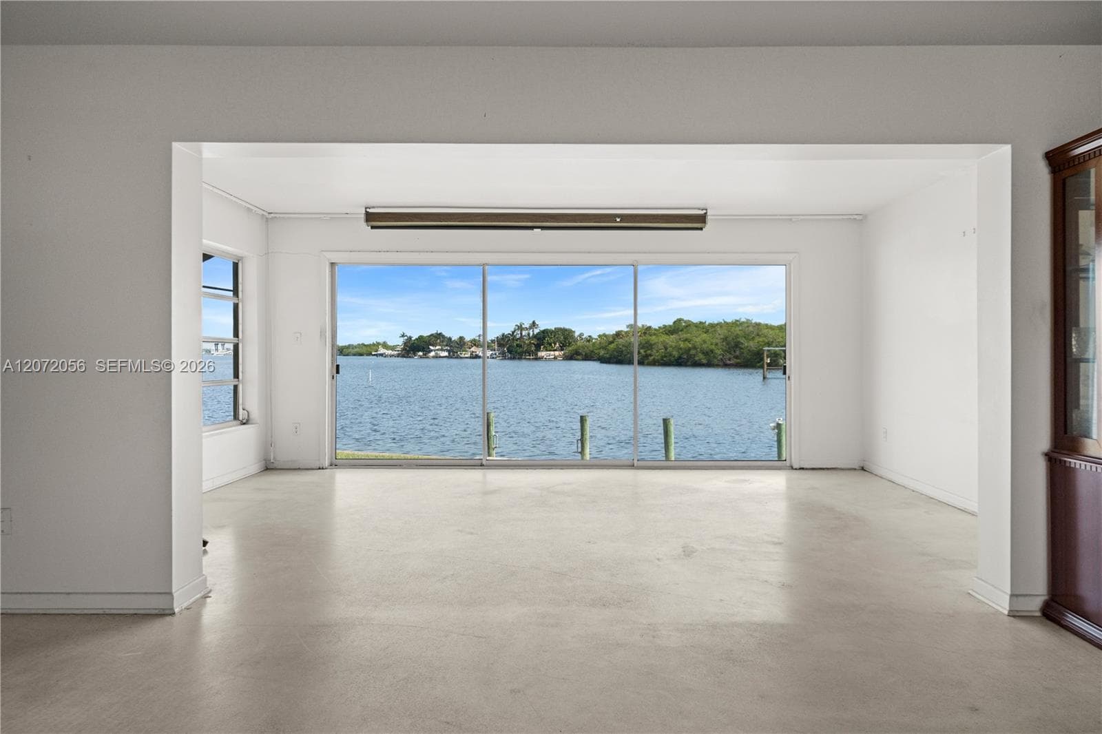 216 SW Cabana Point Cir, Stuart FL 34994 photo 4