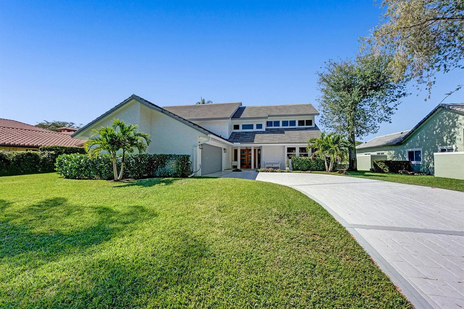 21 Marlwood Lane, Palm Beach Gardens, FL 33418 photo 2