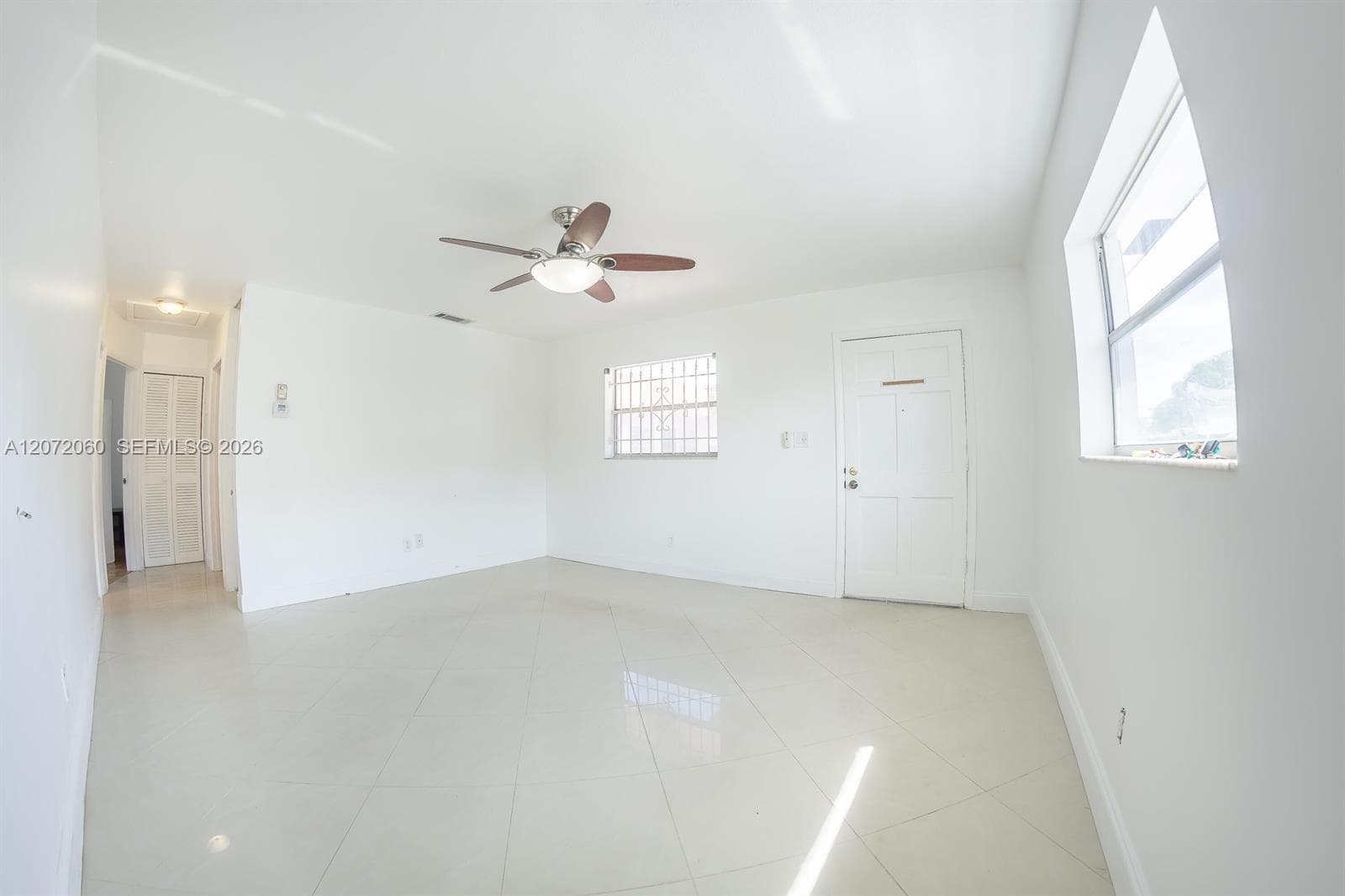 344 SW 1st St # 6, Pompano Beach FL 33060 photo 4