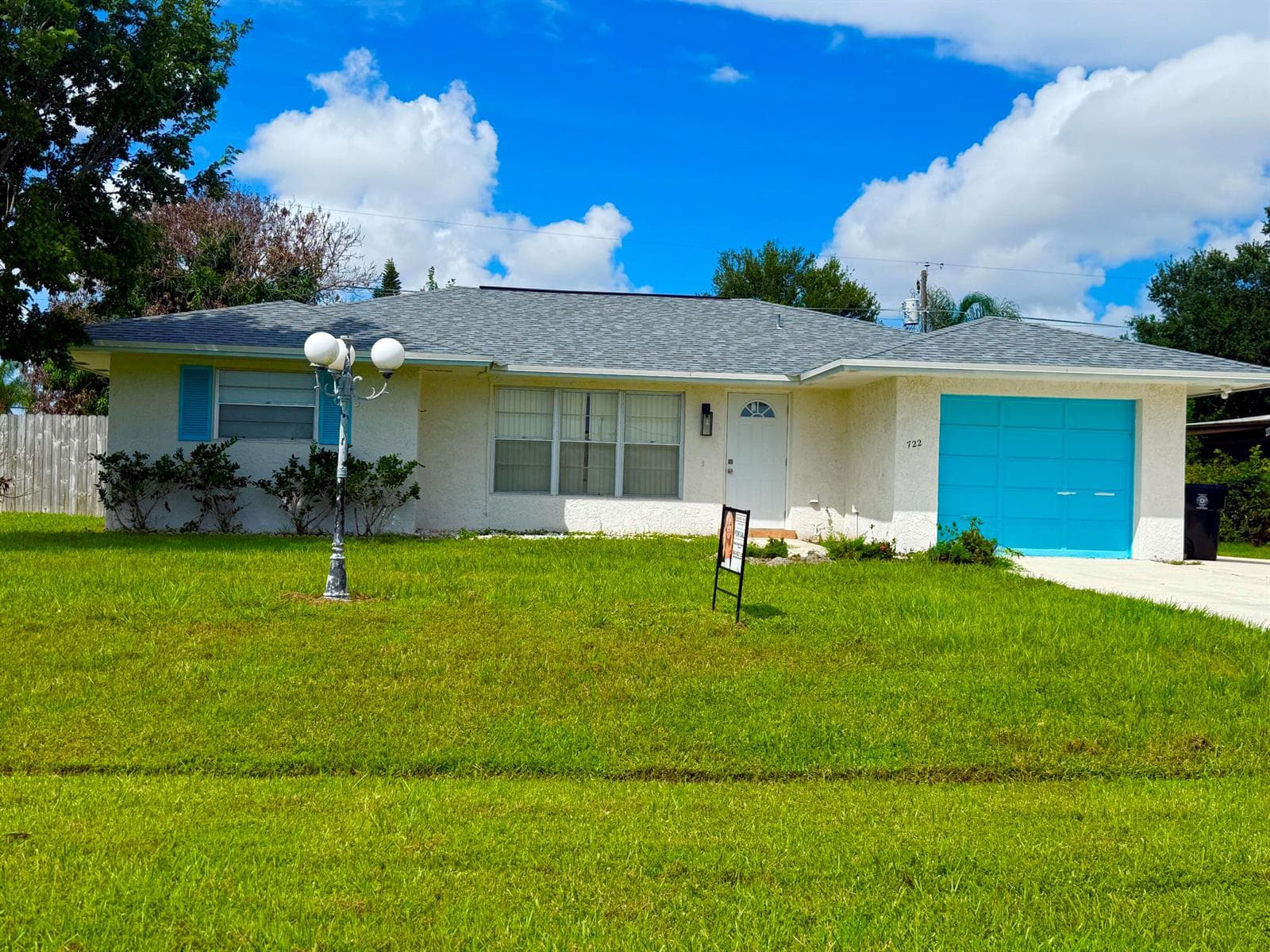 722 SE Arton Lane, Port St. Lucie FL 34983