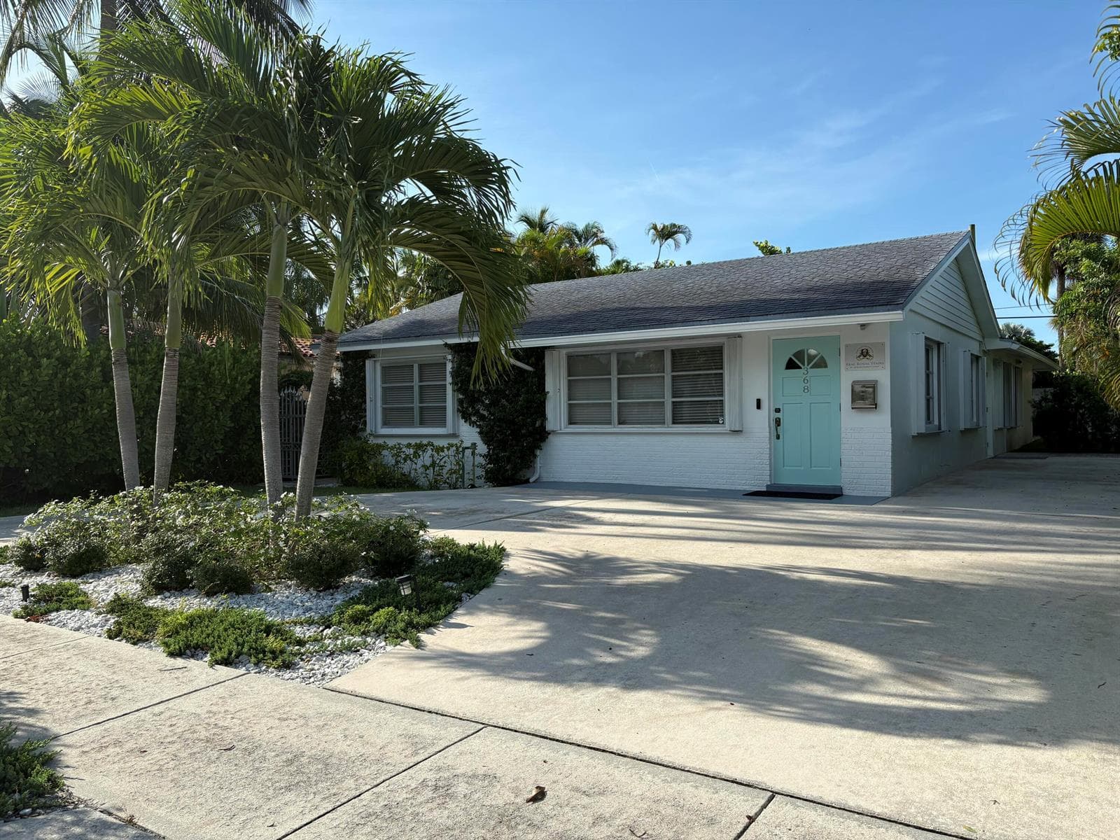 368 Plymouth Road, West Palm Beach FL 33405