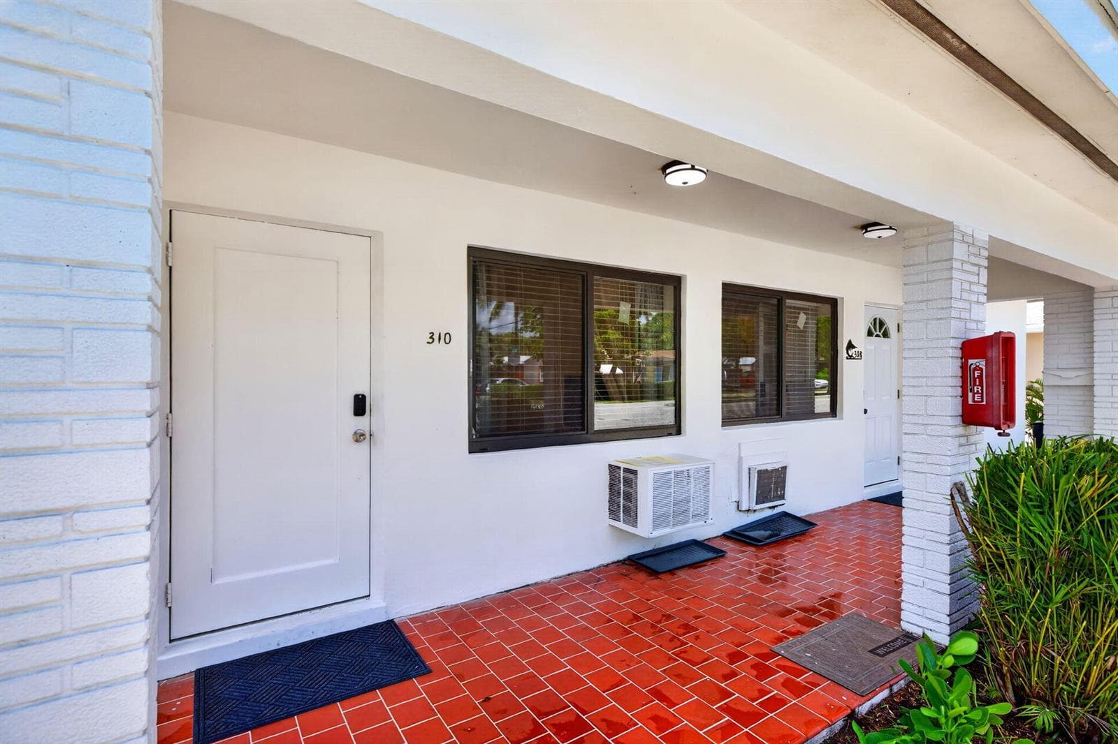 2101 SE 4TH Avenue, Fort Lauderdale FL 33316 photo 2