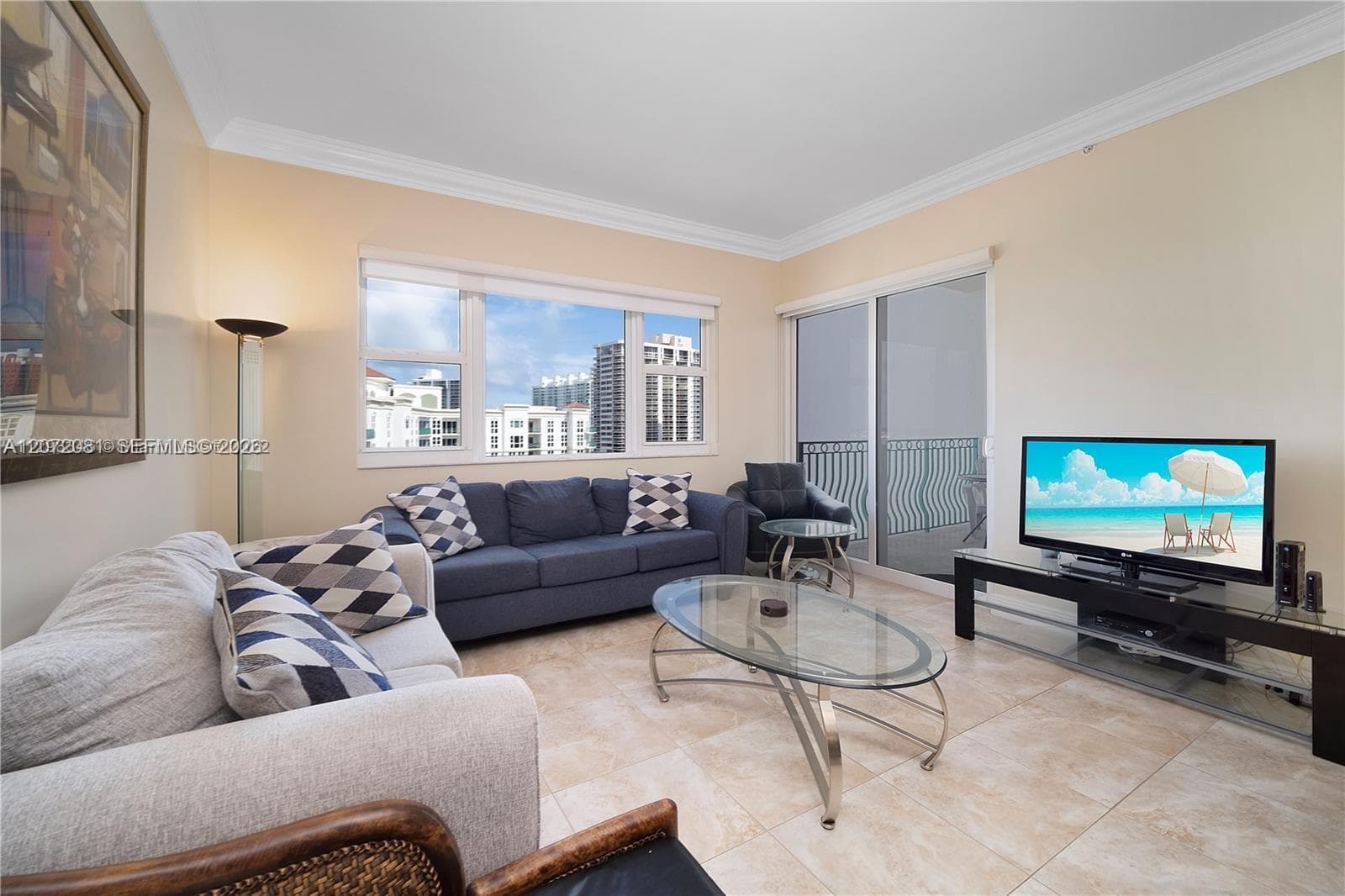 19900 E Country Club Dr, Aventura FL 33180 photo 3