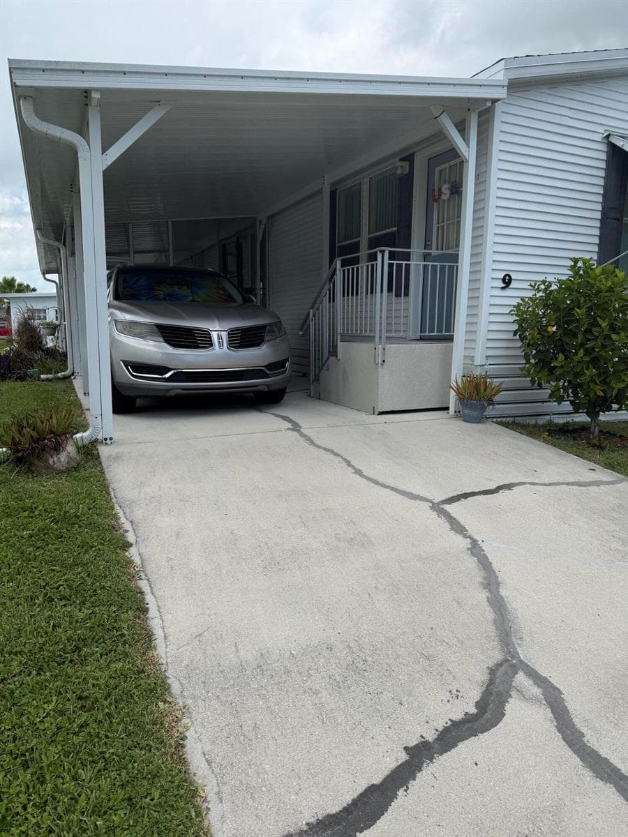 9 Maya Way, Port St. Lucie FL 34952 photo 4