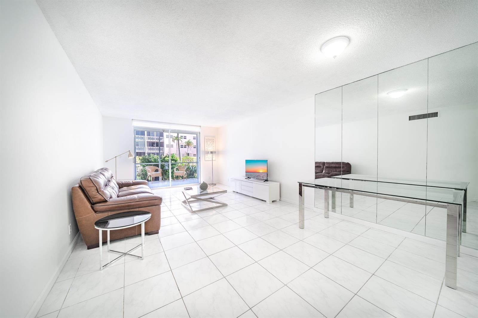 501 NE 14TH Avenue # 103, Hallandale Beach FL 33009 photo 4