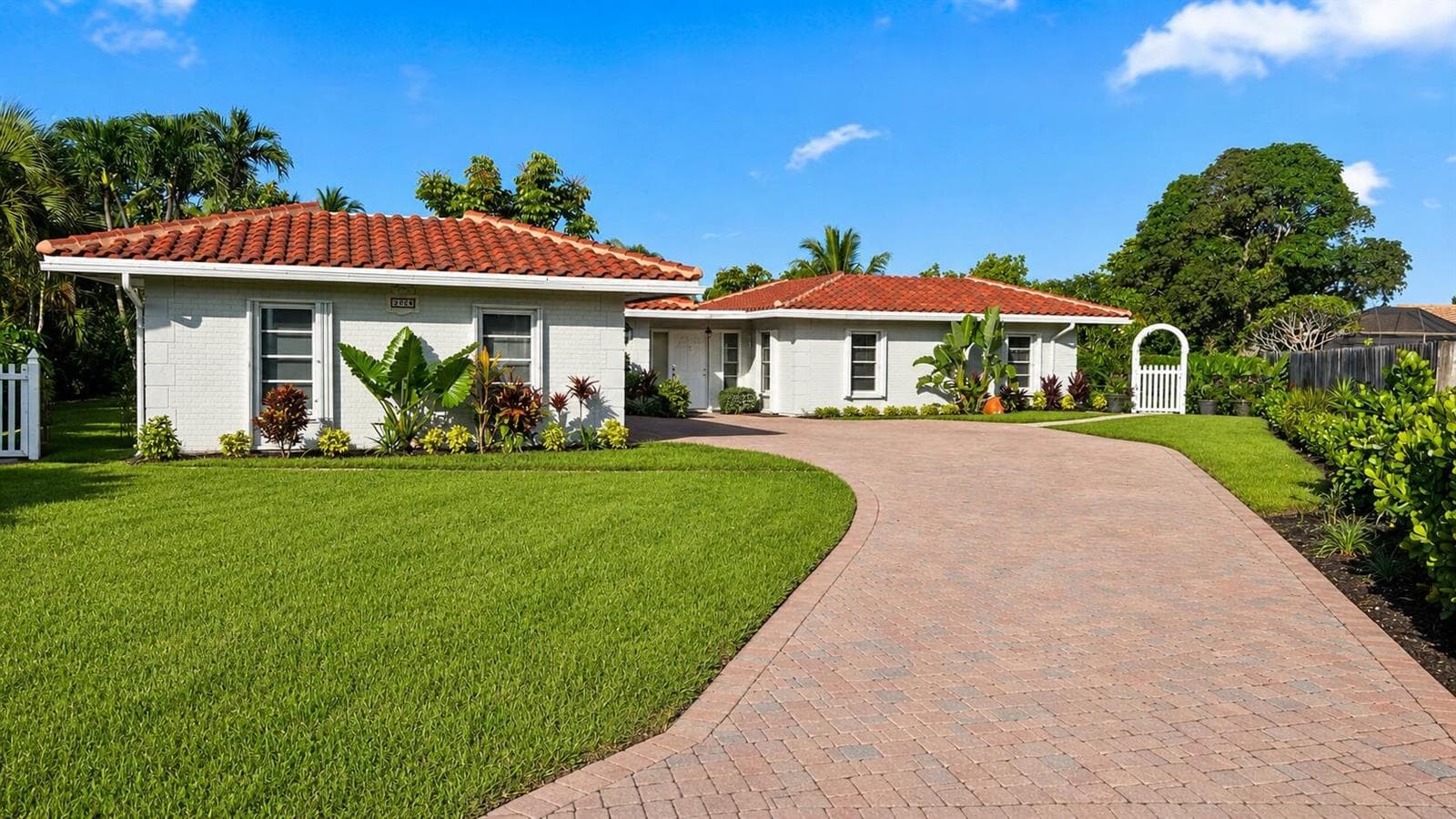 2644 NW 84TH Avenue, Coral Springs FL 33065