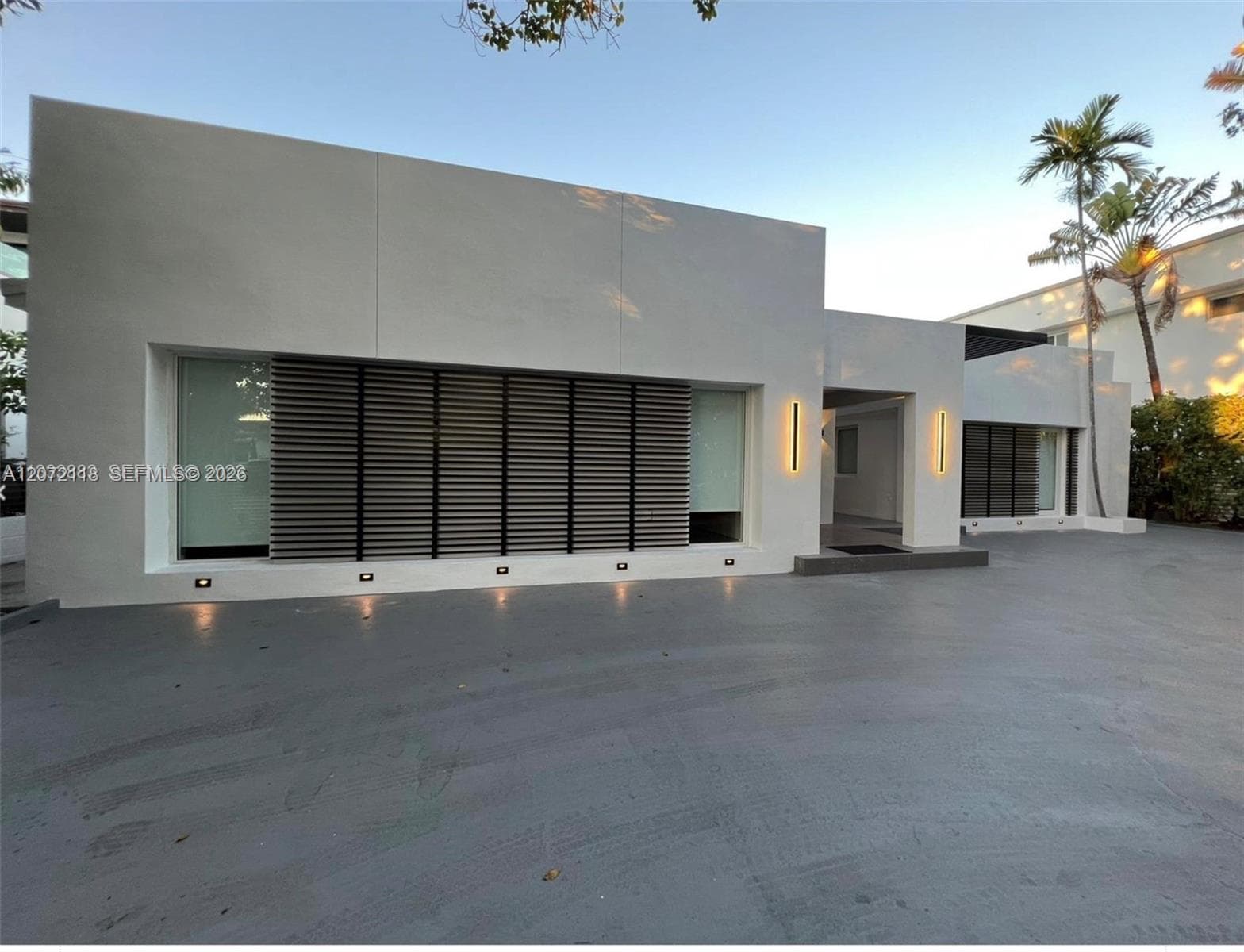 1741 Cleveland Rd, Miami Beach FL 33141 photo 3