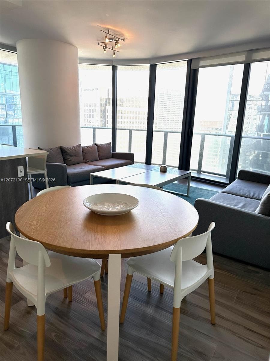 801 S Miami Ave # 4305, Miami FL 33130 photo 4