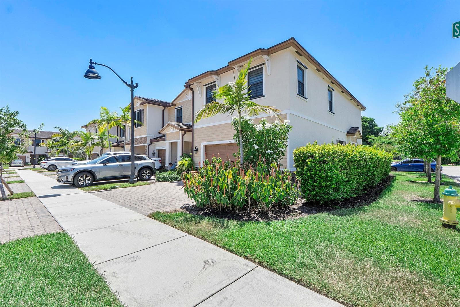 4721 Santa Cruz Way, Davie FL 33314 photo 4