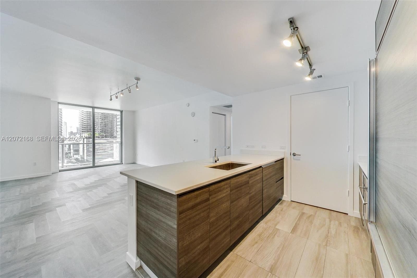 1100 S Miami Ave # 1008, Miami FL 33130
