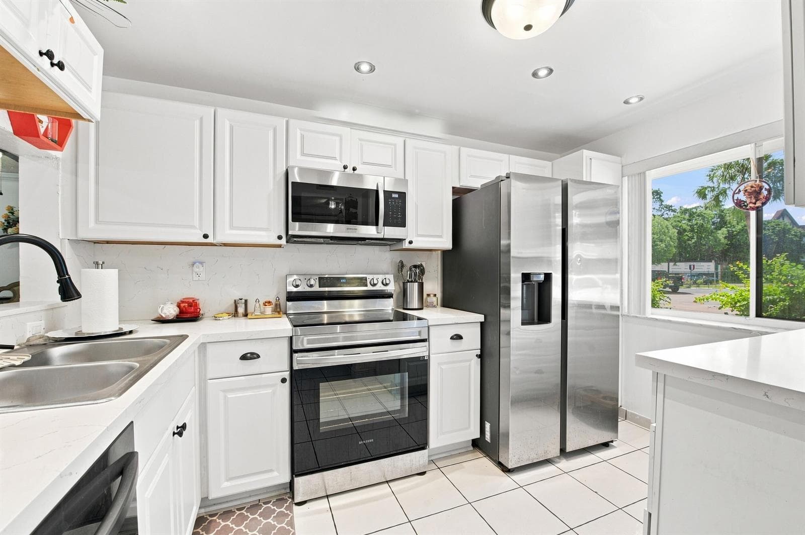 3601 INVERRARY Drive # 107, Lauderhill FL 33319 photo 5