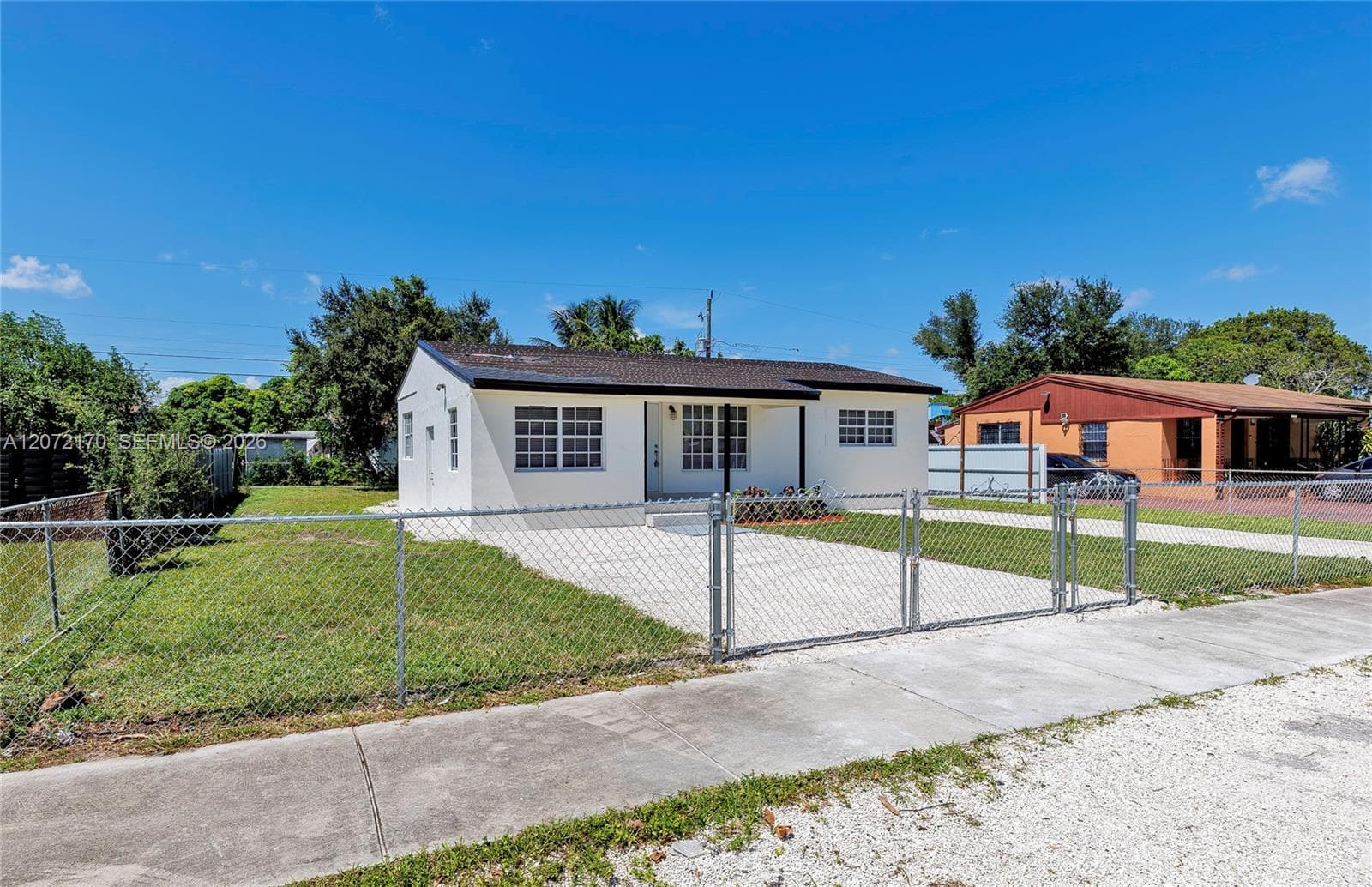 1325 NW 113th Ter, Miami FL 33167 photo 3