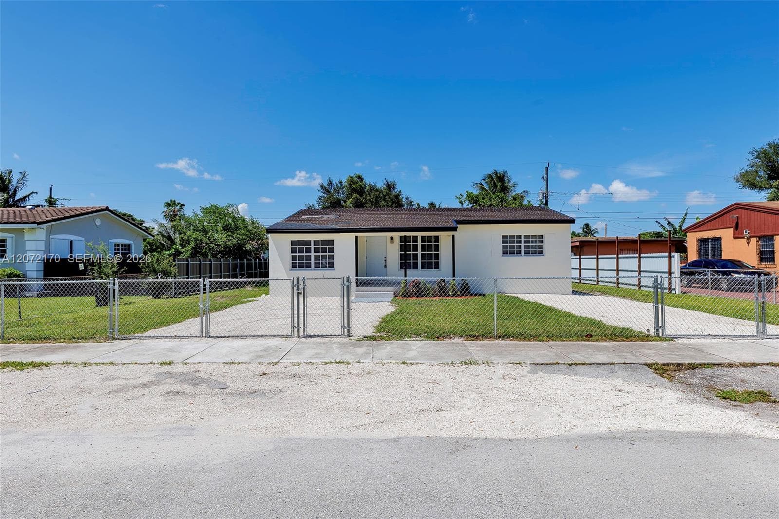 1325 NW 113th Ter, Miami FL 33167 photo 4