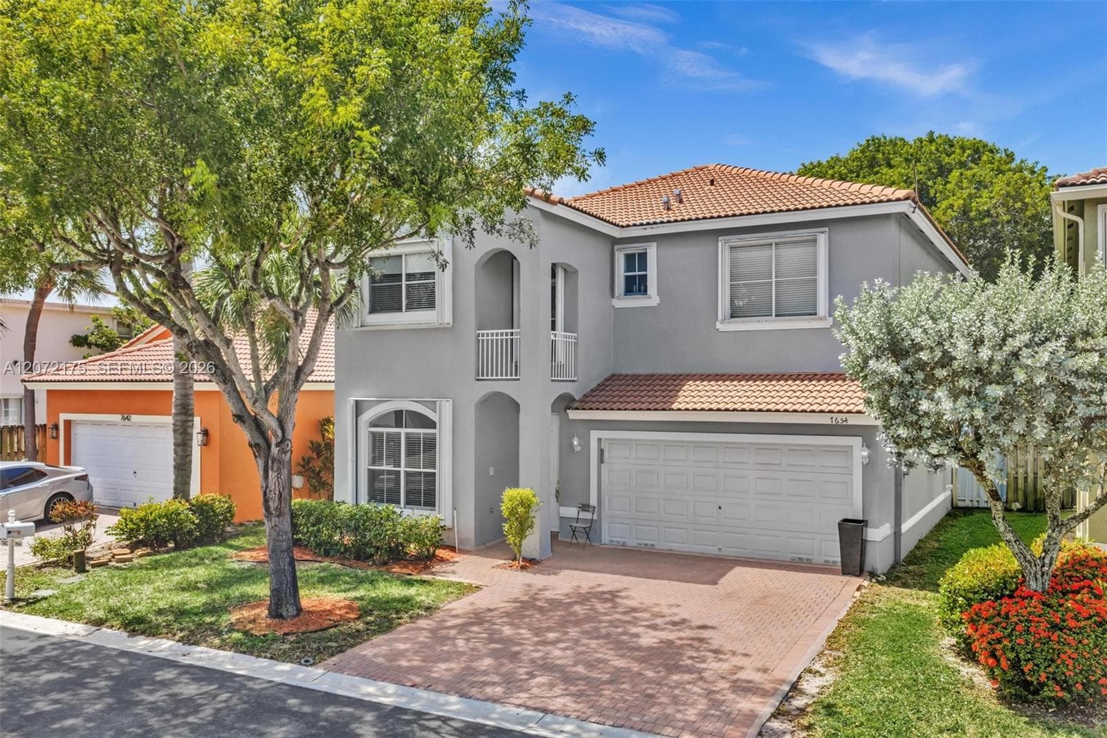 7654 NW 21st Dr, Pembroke Pines FL 33024
