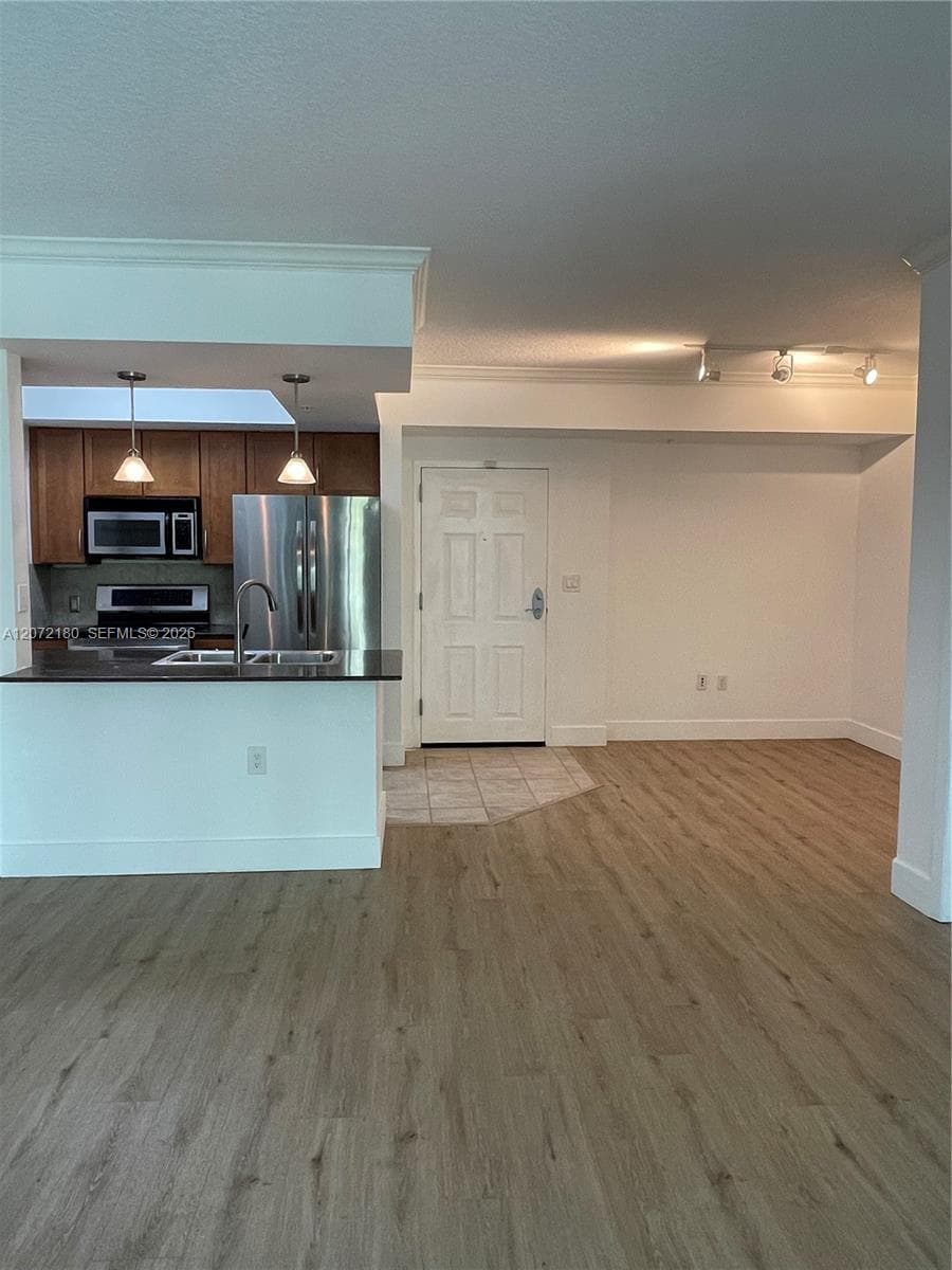 2000 N Bayshore Dr # 205, Miami, FL 33137 photo 4