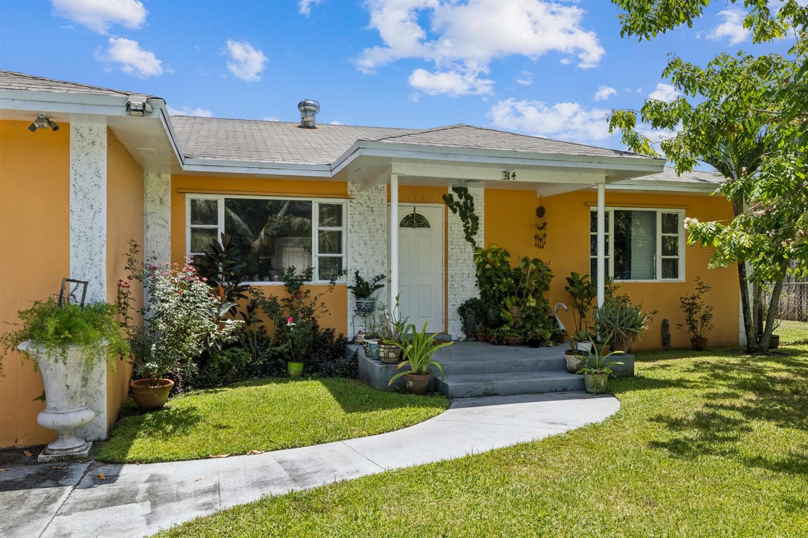 414 W Branch Street, Lantana FL 33462 photo 3