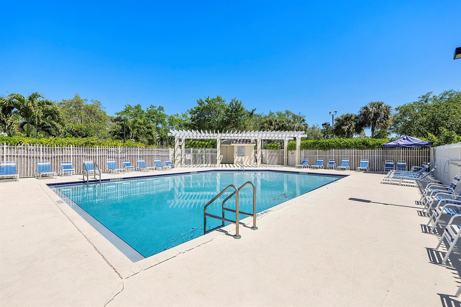 5662 NW 99TH Way, Coral Springs FL 33076 photo 3
