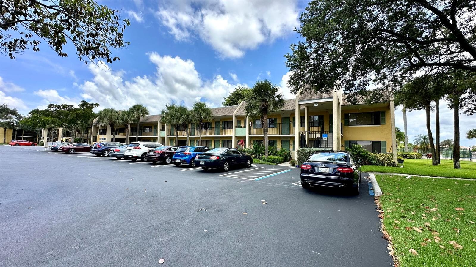 1632 Meadows Circle W, Boynton Beach FL 33436