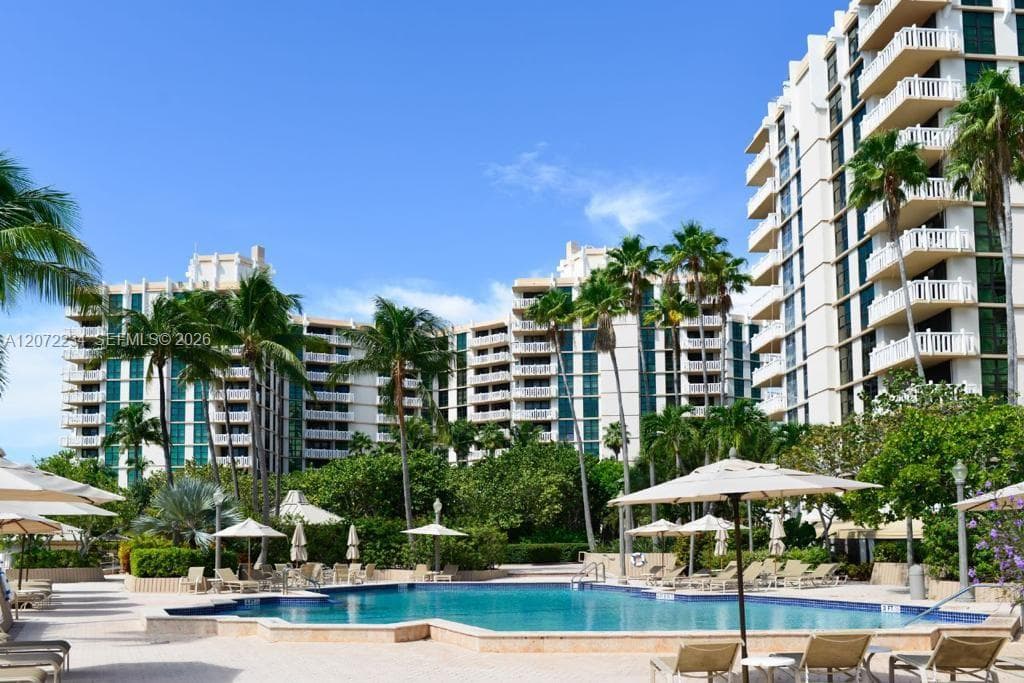 1121 Crandon Blvd # D206, Key Biscayne FL 33149 photo 2