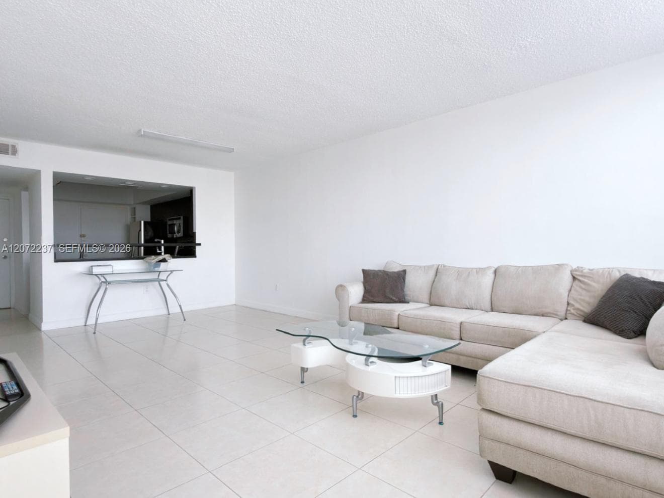 1301 NE Miami Gardens Dr # 1404W, Miami FL 33179 photo 4