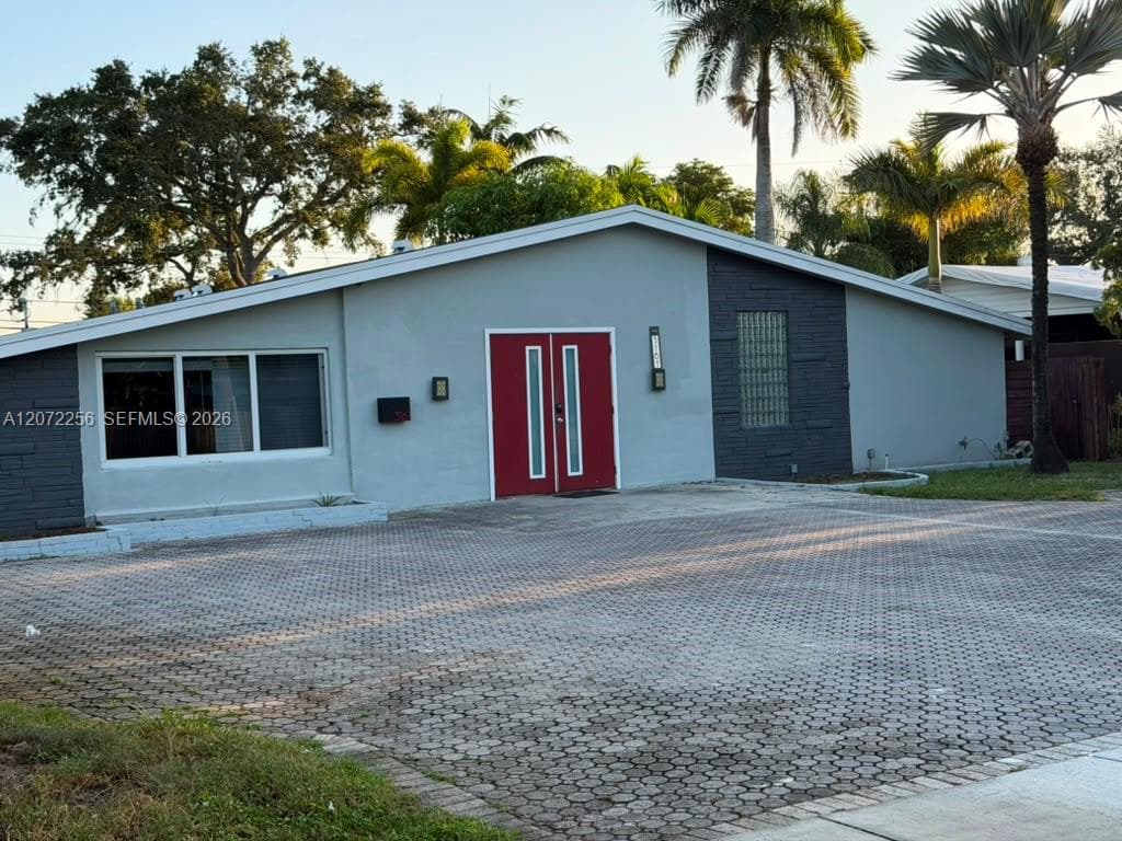 3161 Riverland Rd, Fort Lauderdale FL 33312