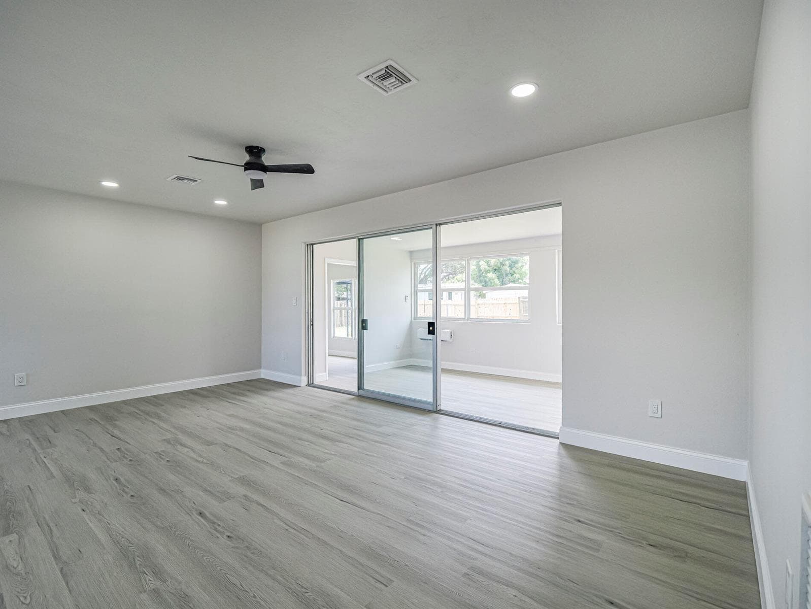 375 Manly Avenue, Sebastian FL 32958 photo 5