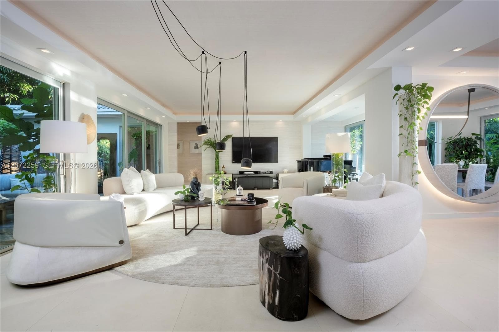 2840 Flamingo Dr, Miami Beach FL 33140 photo 3