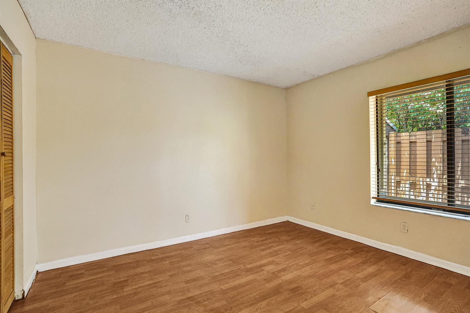 3810 NW 77TH Avenue, Davie FL 33024 photo 5