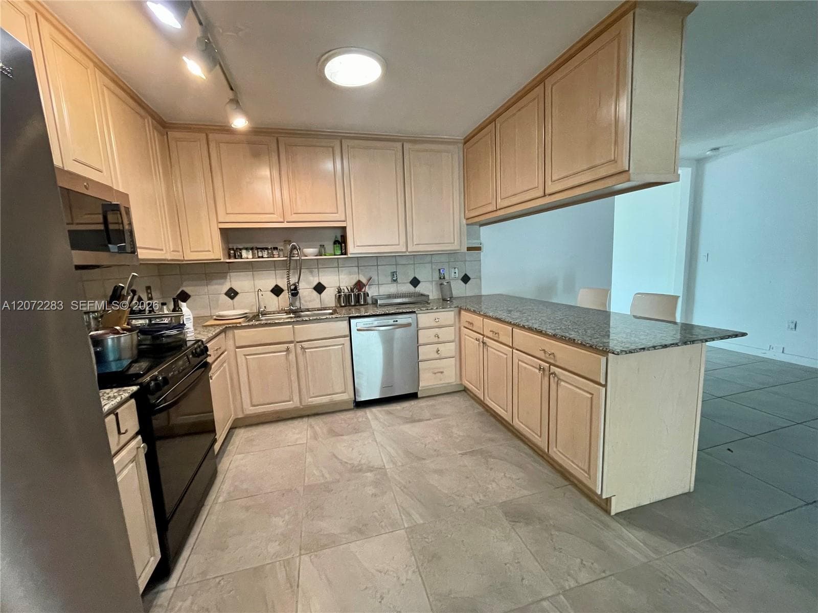 10642 SW 77th Ave # 10642, Pinecrest FL 33156 photo 5