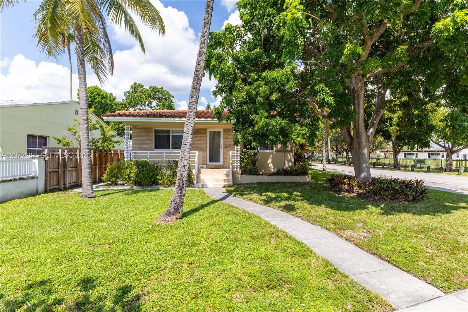 5990 NE 5th Ave, Miami FL 33137 photo 4