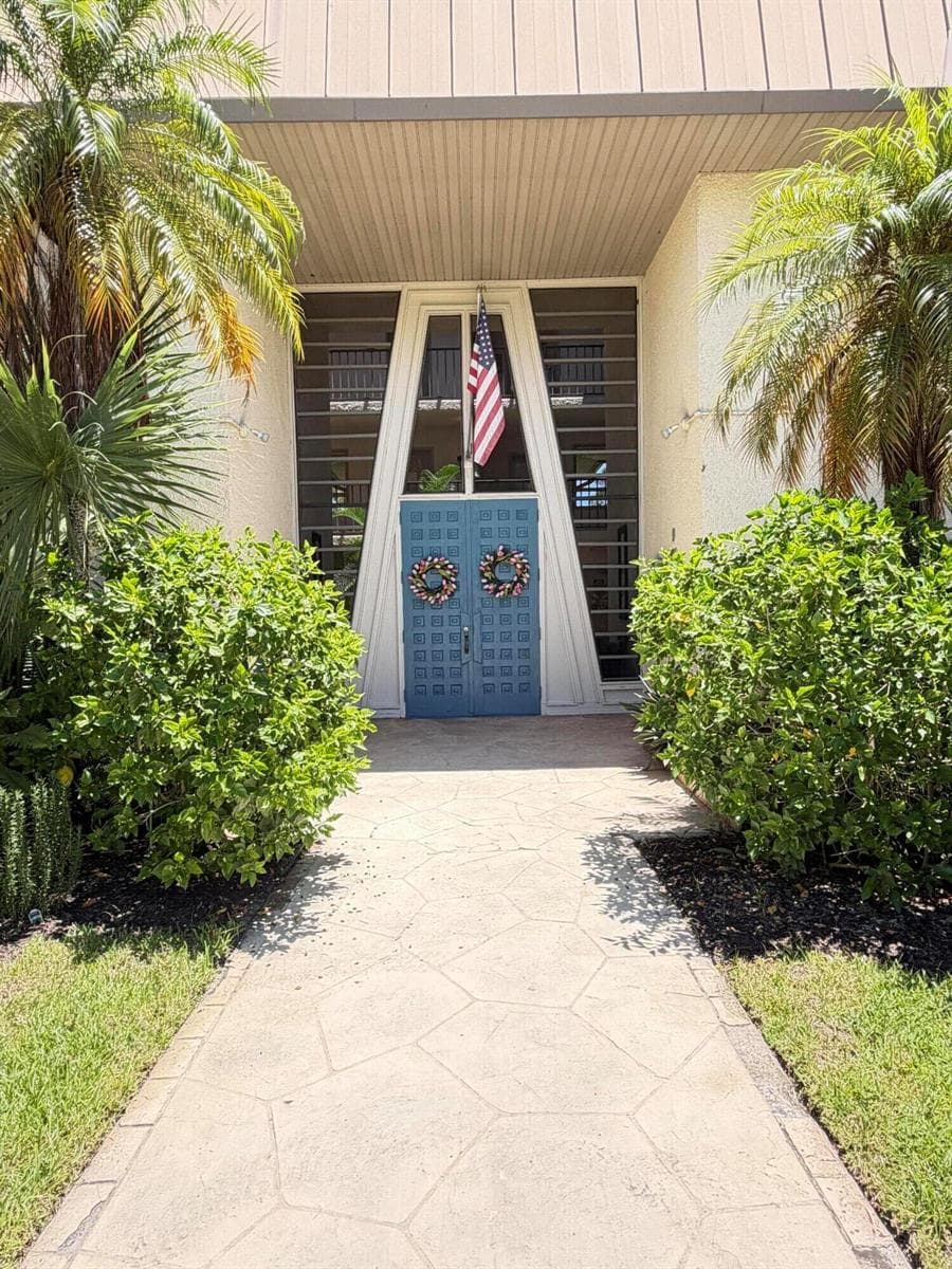 1800 SE Saint Lucie Boulevard # 305, Stuart FL 34996 photo 2