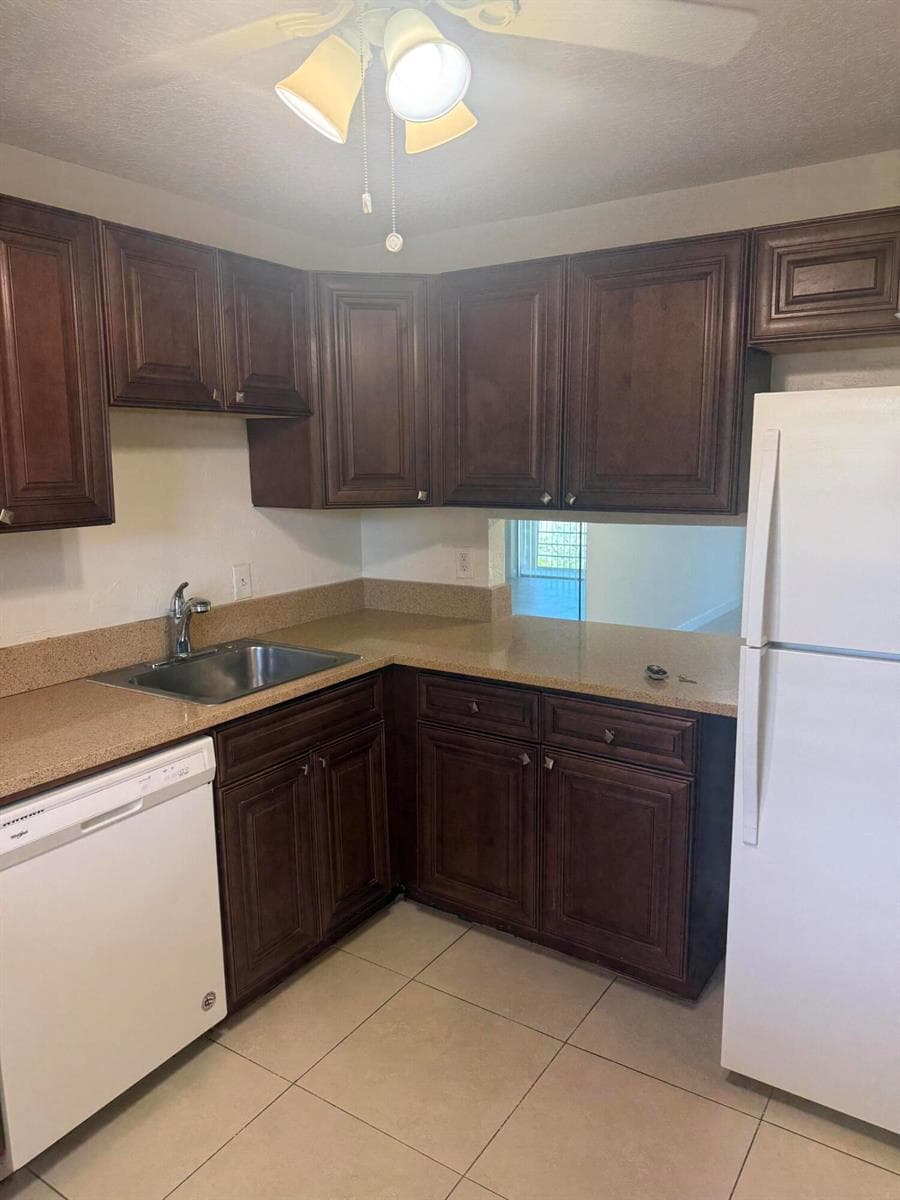 5515 N LAKEWOOD Circle N # 124, Margate FL 33063 photo 2