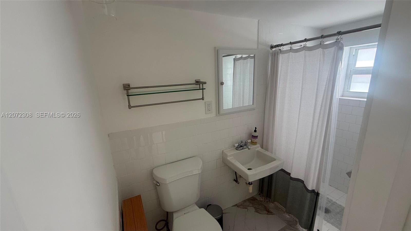 52 NE 51st St, Miami FL 33137 photo 4