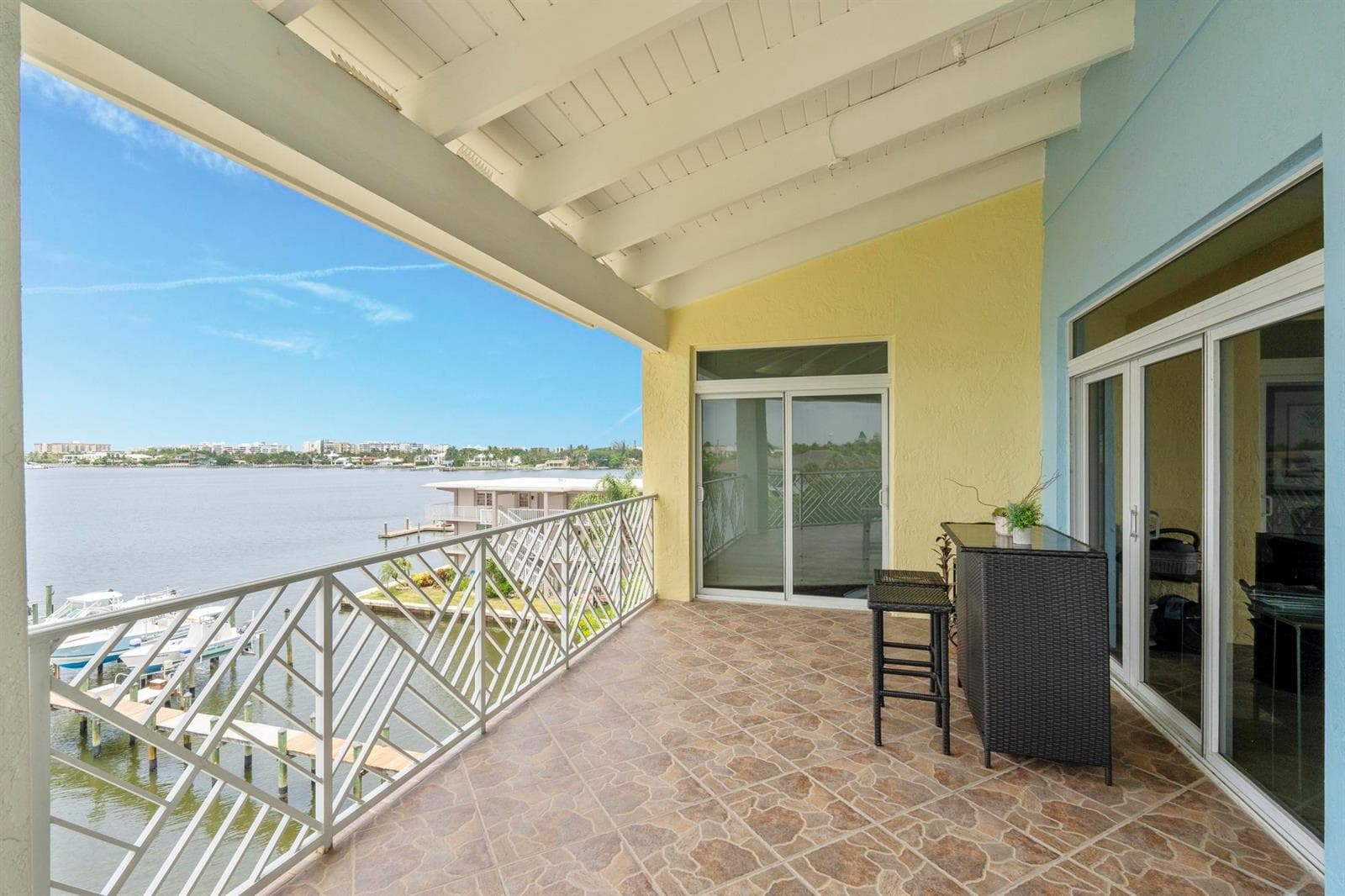 309 E OCEAN Avenue # 304, Lantana FL 33462 photo 4