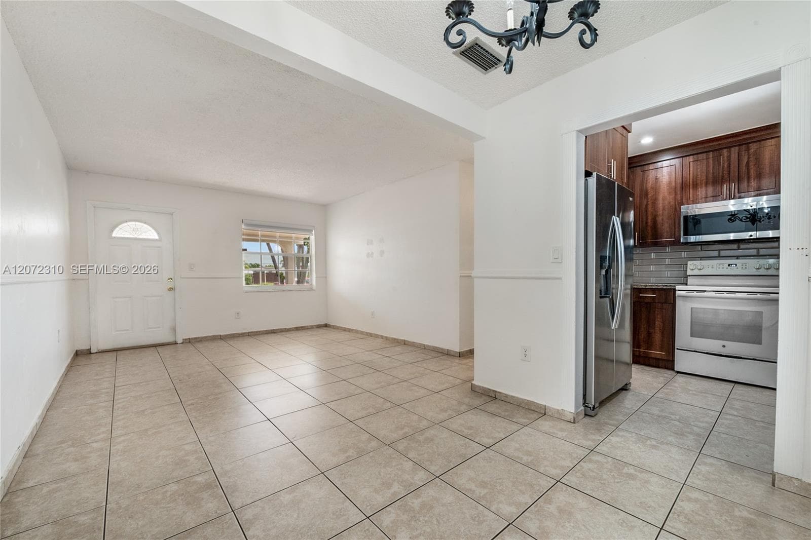 10240 SW 35th St, Miami FL 33165 photo 4