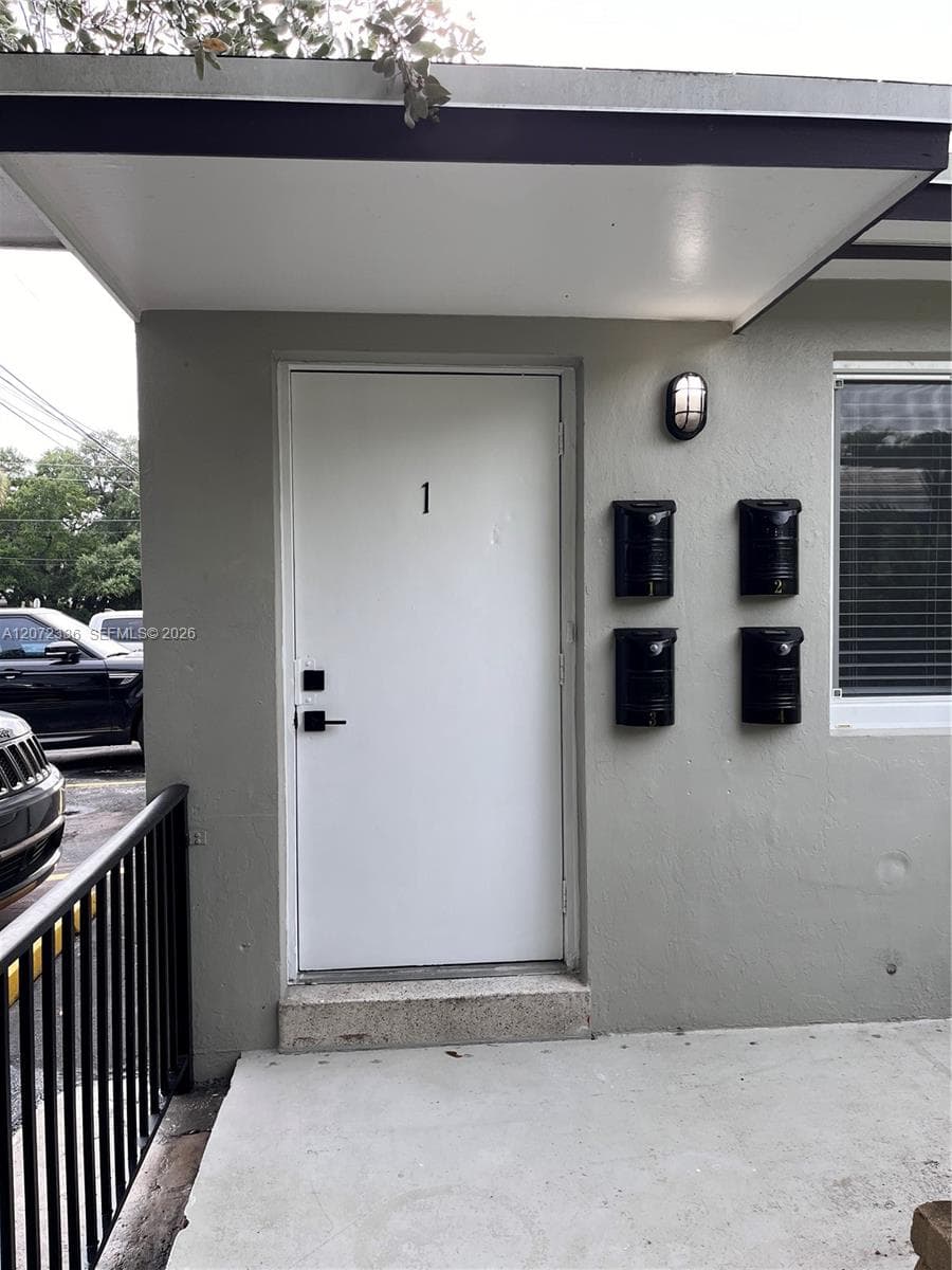 1015 W Las Olas Blvd # 1, Fort Lauderdale FL 33312 photo 3