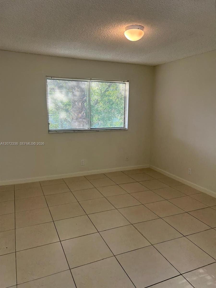 3480 N Pinewalk Dr N # 135, Margate FL 33063 photo 4