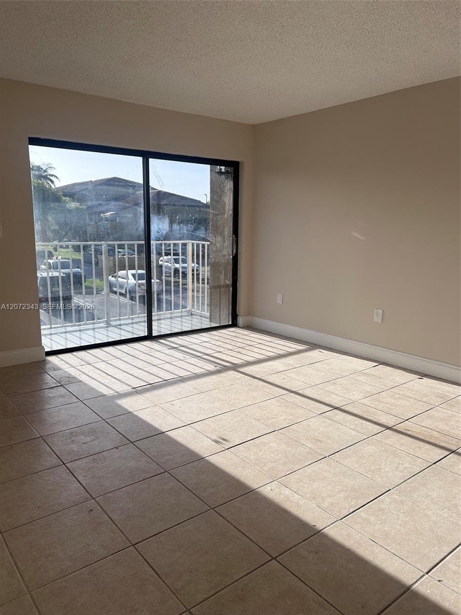 15630 SW 80th St # I-203, Miami, FL 33193 photo 4