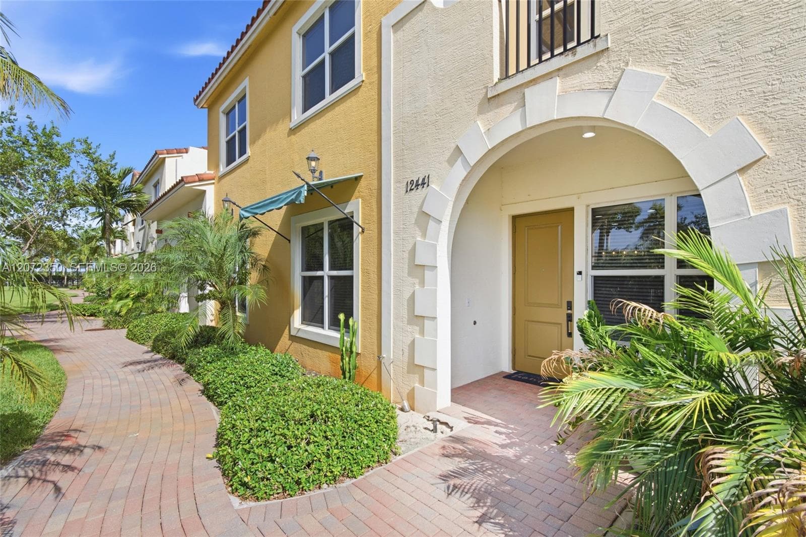 12441 NW 18th Ct, Pembroke Pines FL 33028 photo 4