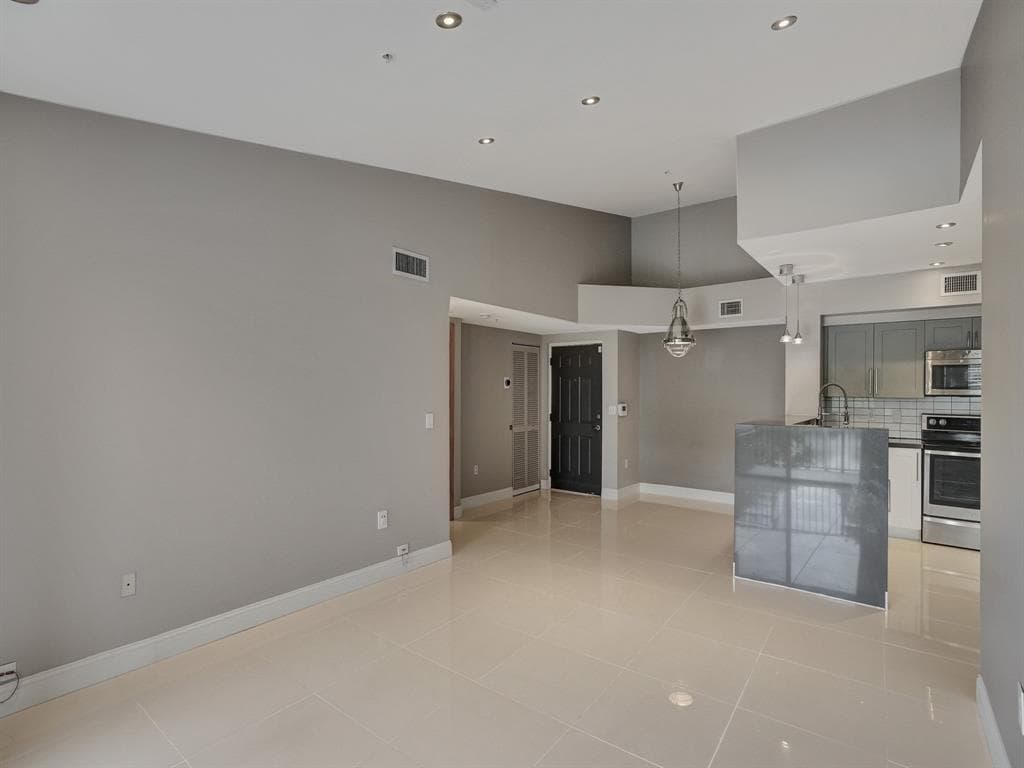 2351 W PRESERVE Way # 303, Miramar FL 33025 photo 2