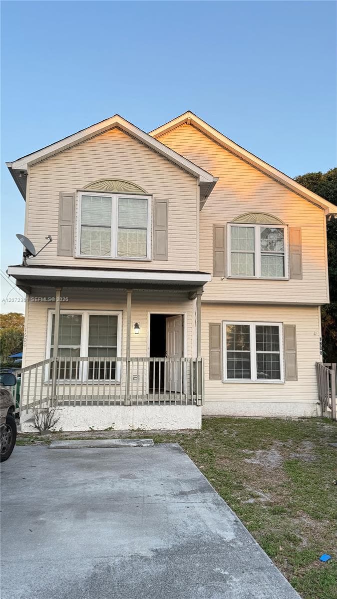1600 SW 44th Ave, Fort Lauderdale FL 33317