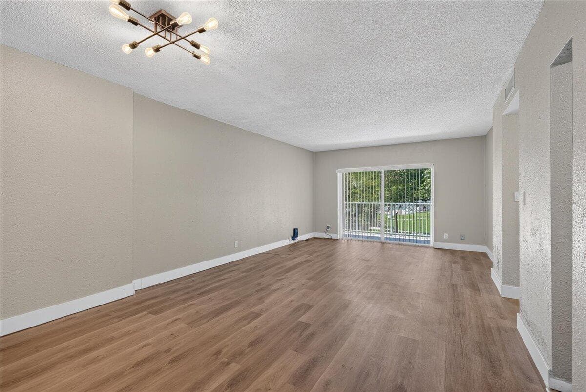 4200 Hillcrest Drive, Hollywood FL 33021 photo 5