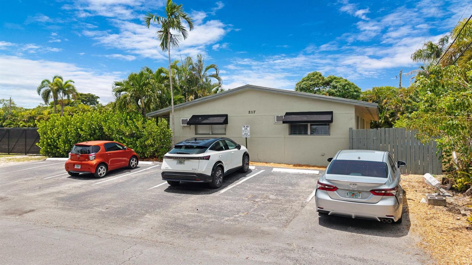 2117 NE 14TH Avenue # 4, Wilton Manors FL 33305 photo 3